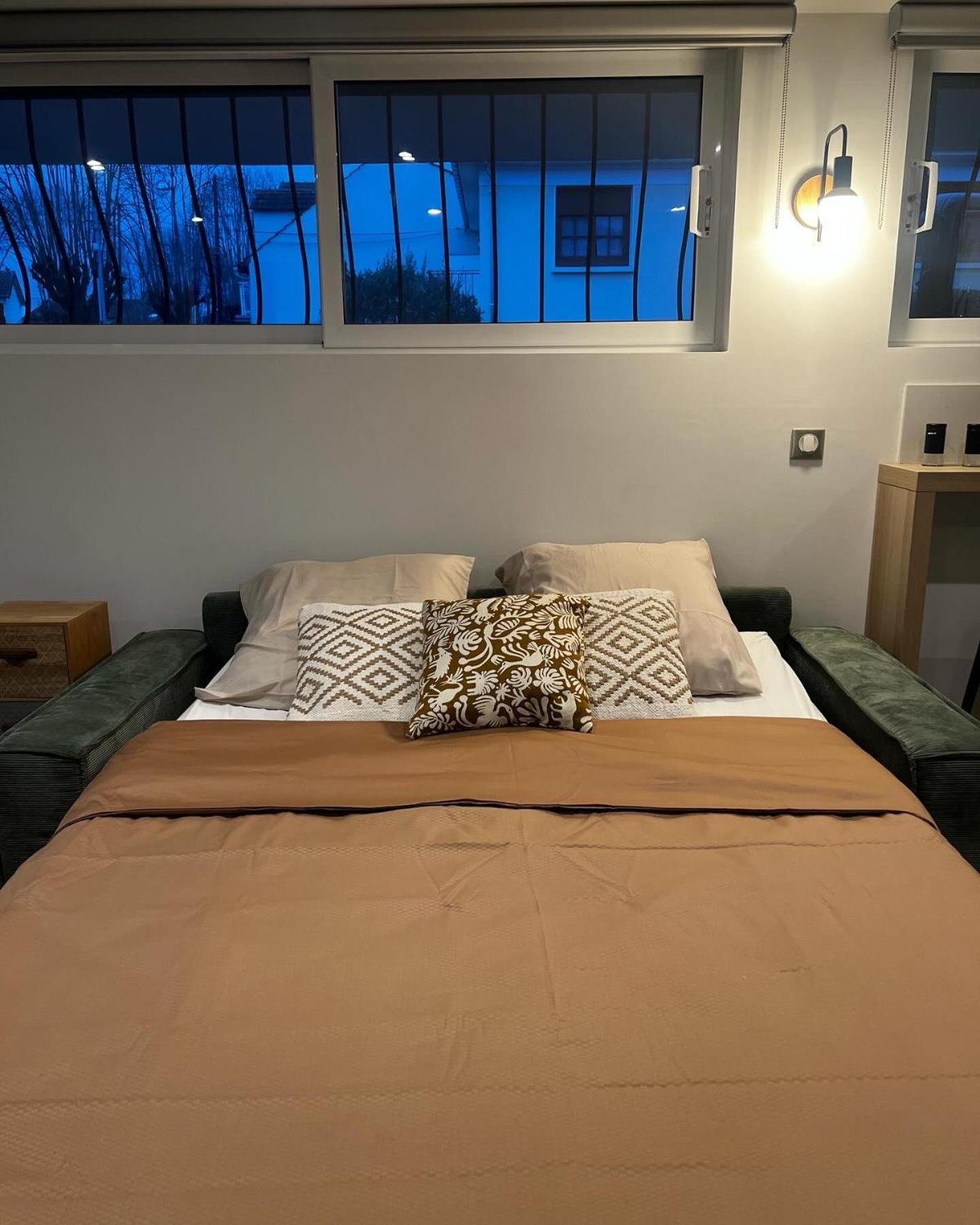 Superbe Studio Neuf - 20 Min Versailles Les Clayes-Sous-Bois Εξωτερικό φωτογραφία